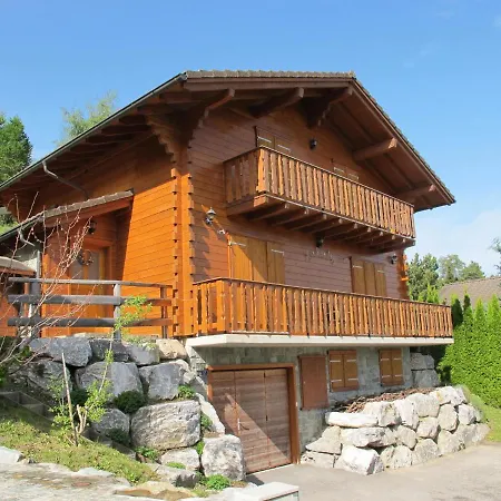 Chalet Karuda Nend101